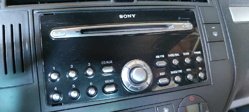 SISTEMA AUDIO / RADIO CD