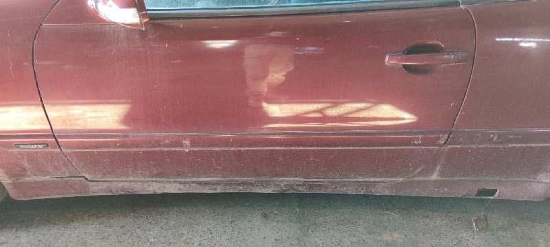 PUERTA DELANTERA IZQUIERDA