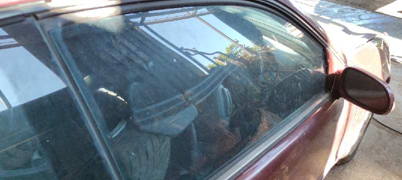 LUNA DELANTERA DERECHA