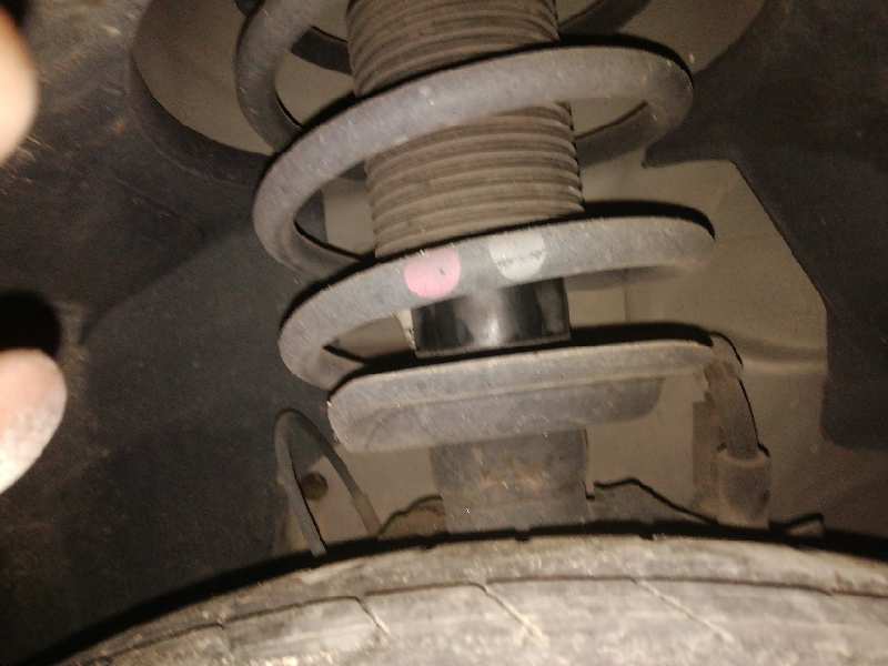 AMORTIGUADOR DELANTERO DERECHO