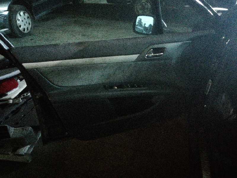 ELEVALUNAS DELANTERO IZQUIERDO