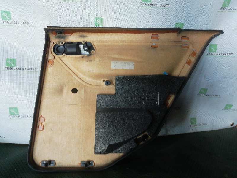 GUARNECIDO PUERTA TRASERA IZQUIERDA