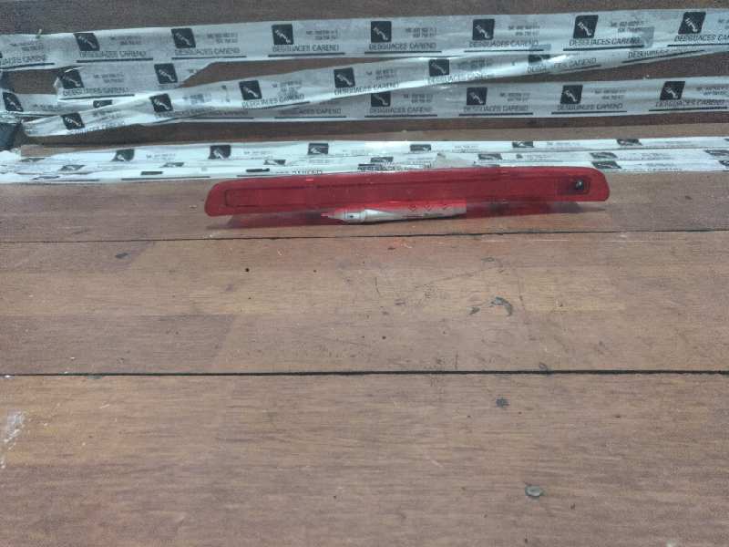 LUZ CENTRAL DE FRENO