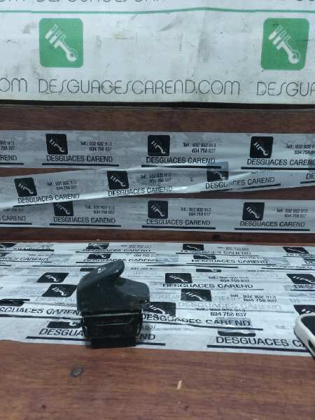 MANDO ELEVALUNAS DELANTERO DERECHO