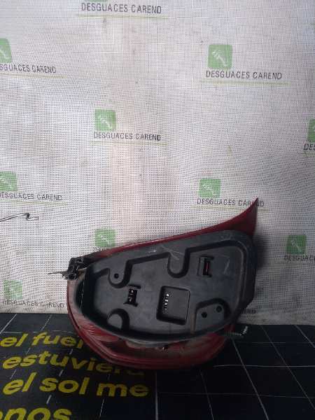 PILOTO TRASERO DERECHO