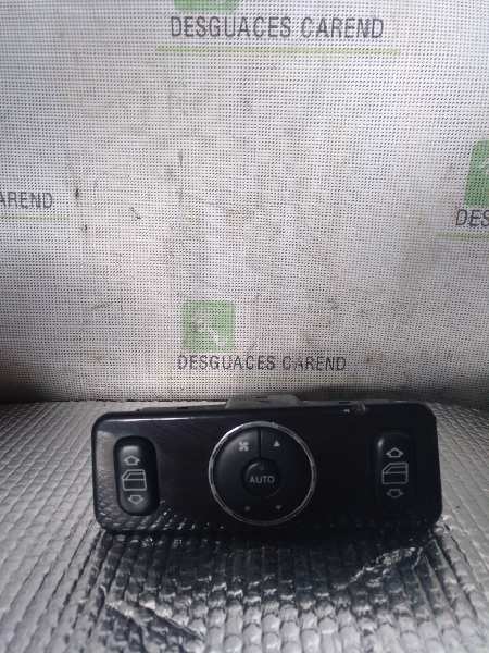 MANDO ELEVALUNAS TRASERO DERECHO