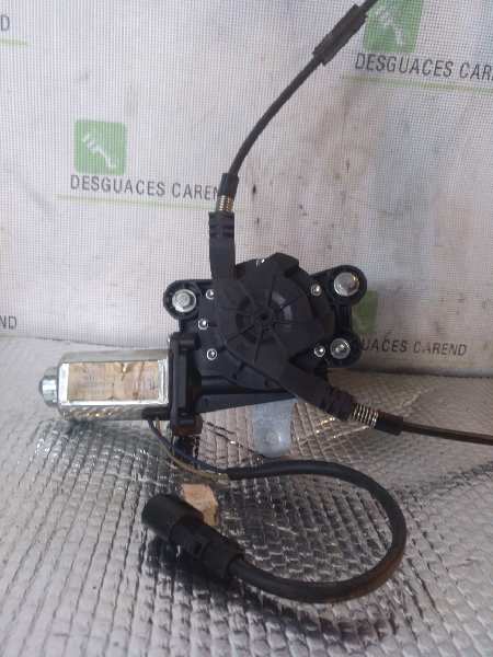 ELEVALUNAS DELANTERO IZQUIERDO