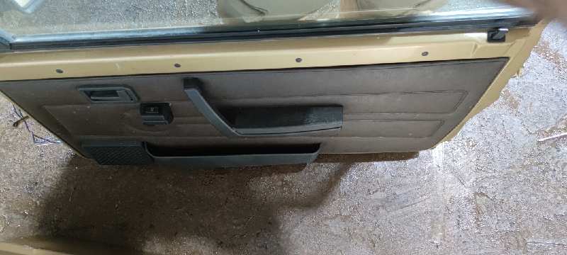 ELEVALUNAS DELANTERO DERECHO