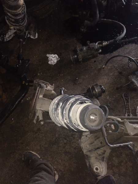 AMORTIGUADOR DELANTERO IZQUIERDO