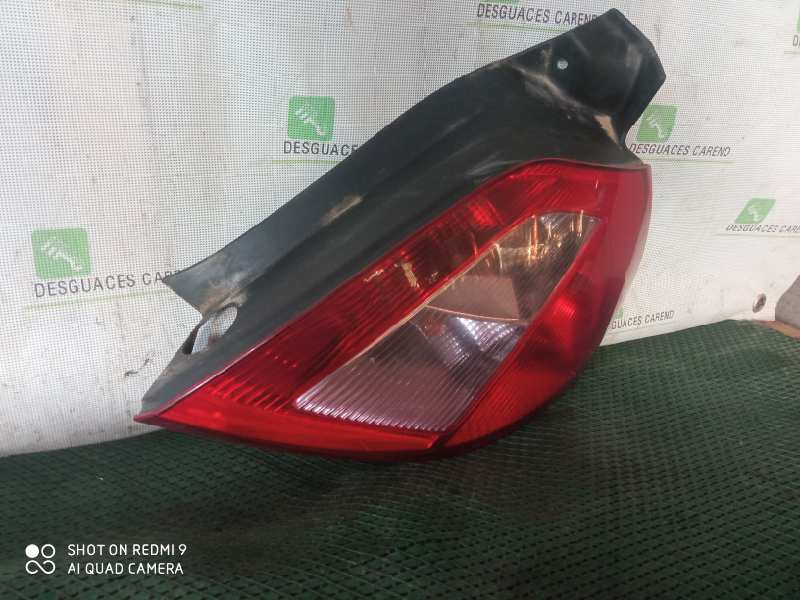 PILOTO TRASERO DERECHO