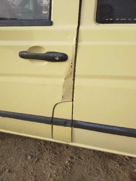 PUERTA DELANTERA IZQUIERDA