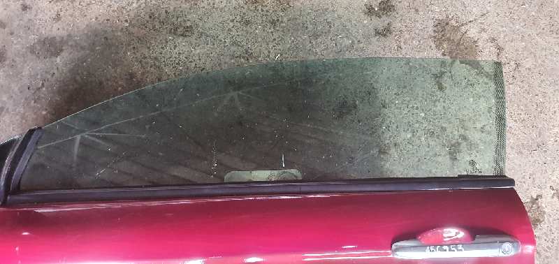 LUNA DELANTERA IZQUIERDA