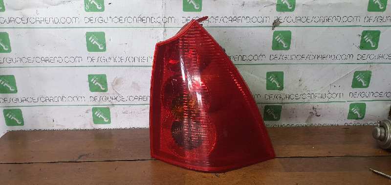 PILOTO TRASERO DERECHO