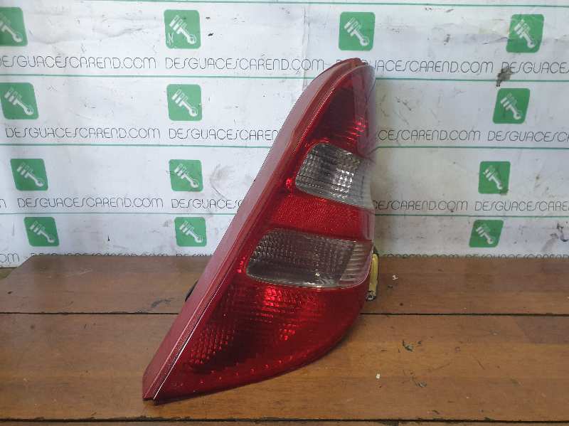 PILOTO TRASERO DERECHO