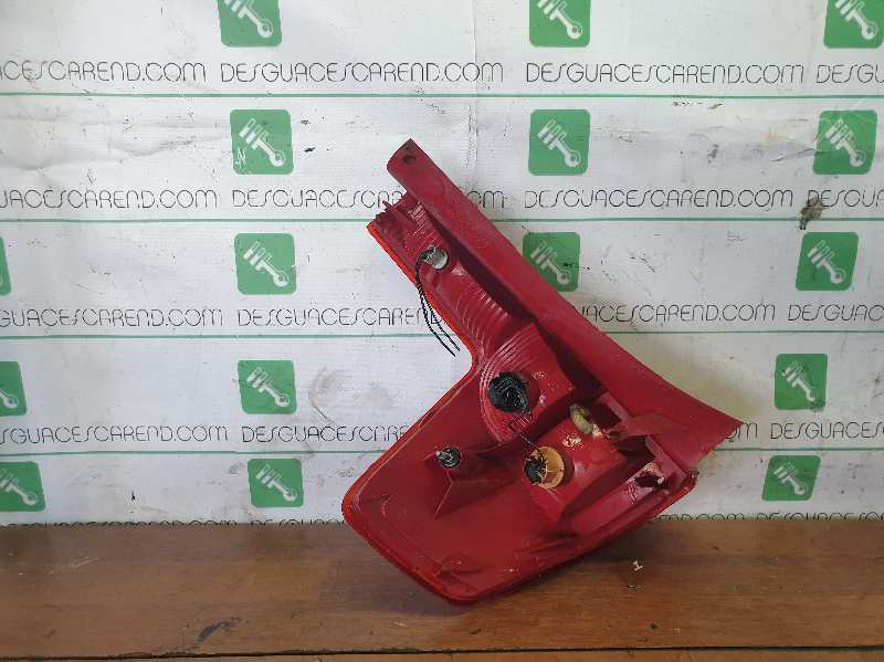 PILOTO TRASERO DERECHO