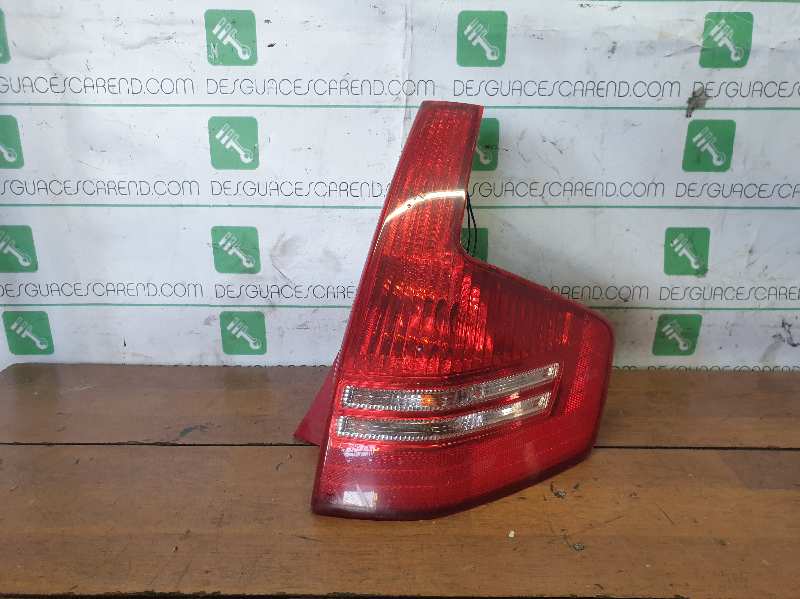 PILOTO TRASERO DERECHO