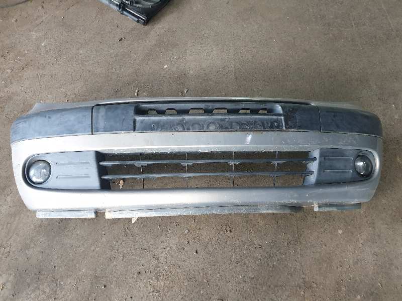 PARAGOLPES DELANTERO