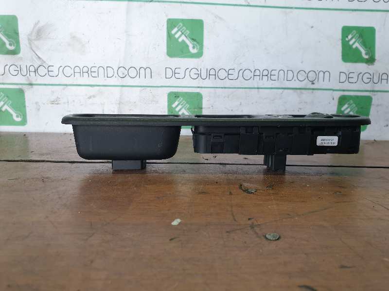 MANDO ELEVALUNAS DELANTERO IZQUIERDO 