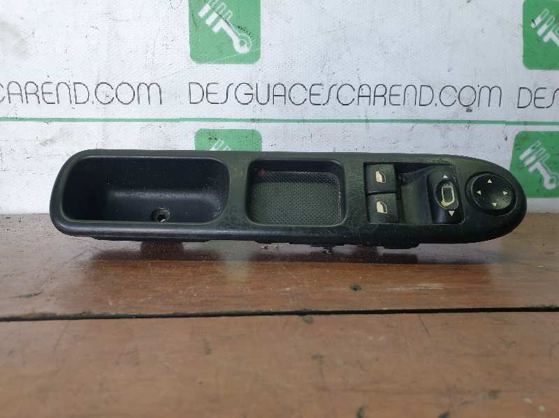 MANDO ELEVALUNAS DELANTERO IZQUIERDO 