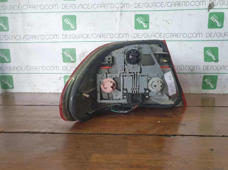 PILOTO TRASERO DERECHO