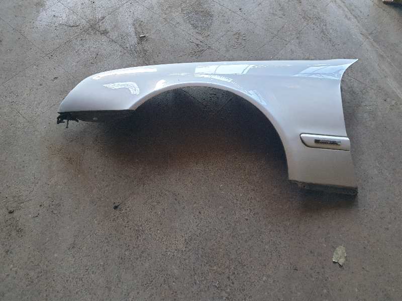 ALETA DELANTERA IZQUIERDA