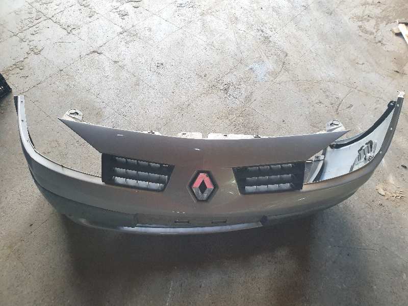 PARAGOLPES DELANTERO