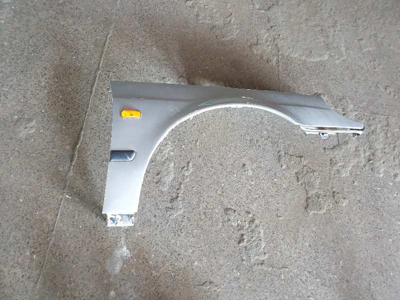 ALETA DELANTERA DERECHA