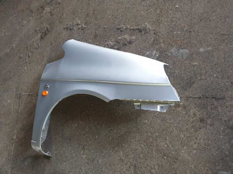 ALETA DELANTERA DERECHA