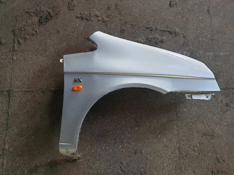 ALETA DELANTERA DERECHA