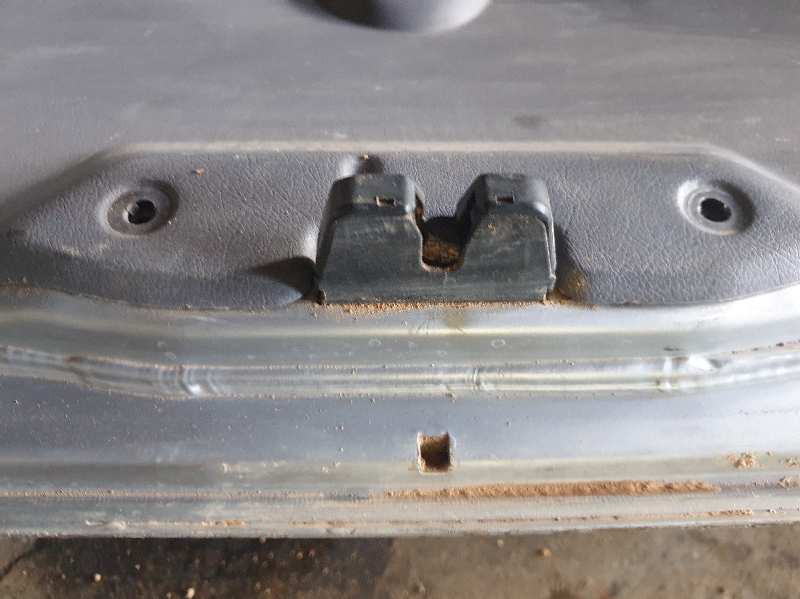 CERRADURA MALETERO / PORTON