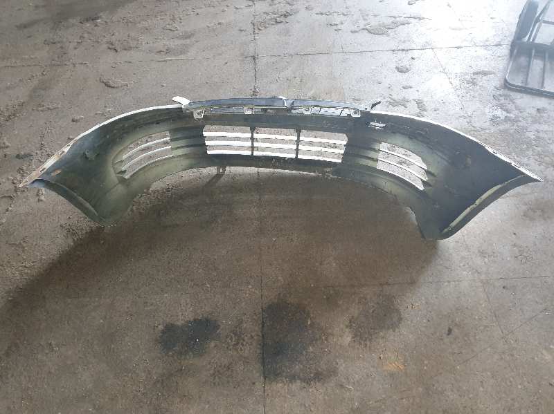 PARAGOLPES DELANTERO