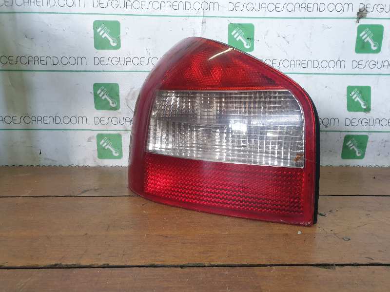 PILOTO TRASERO DERECHO