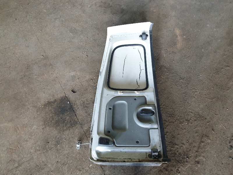 PUERTA TRASERA DERECHA