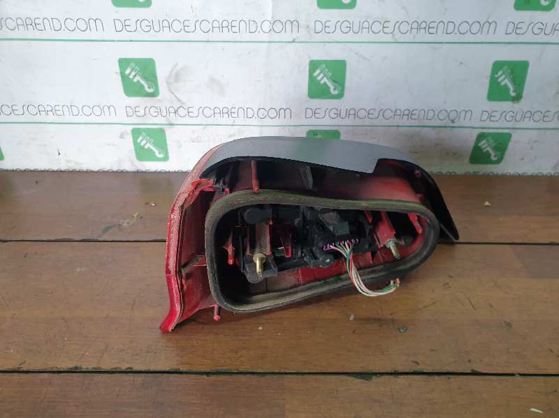 PILOTO TRASERO DERECHO