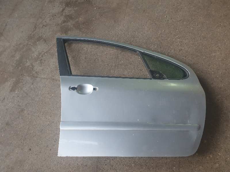 PUERTA DELANTERA DERECHA