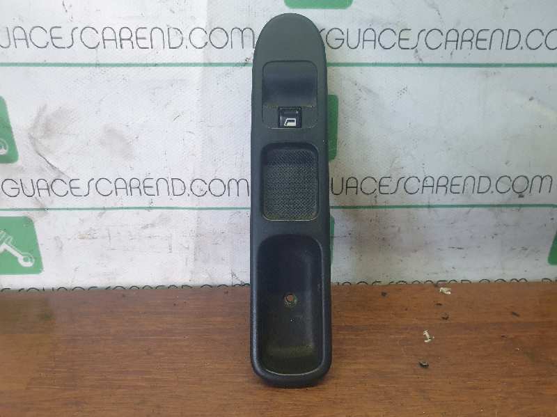 MANDO ELEVALUNAS DELANTERO DERECHO