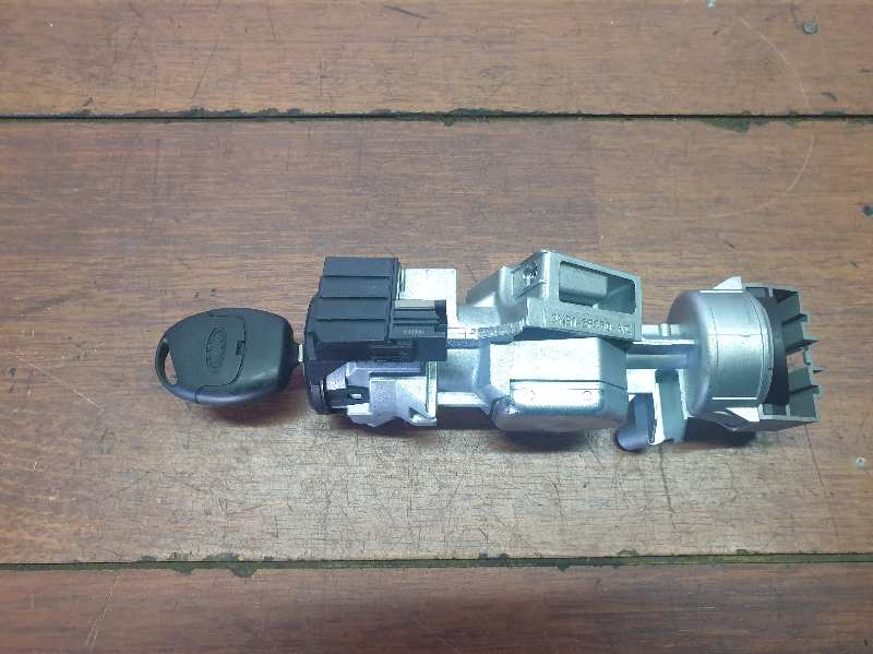 CONMUTADOR DE ARRANQUE