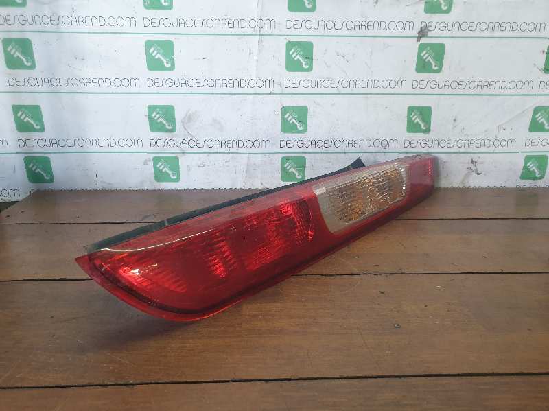 PILOTO TRASERO IZQUIERDO