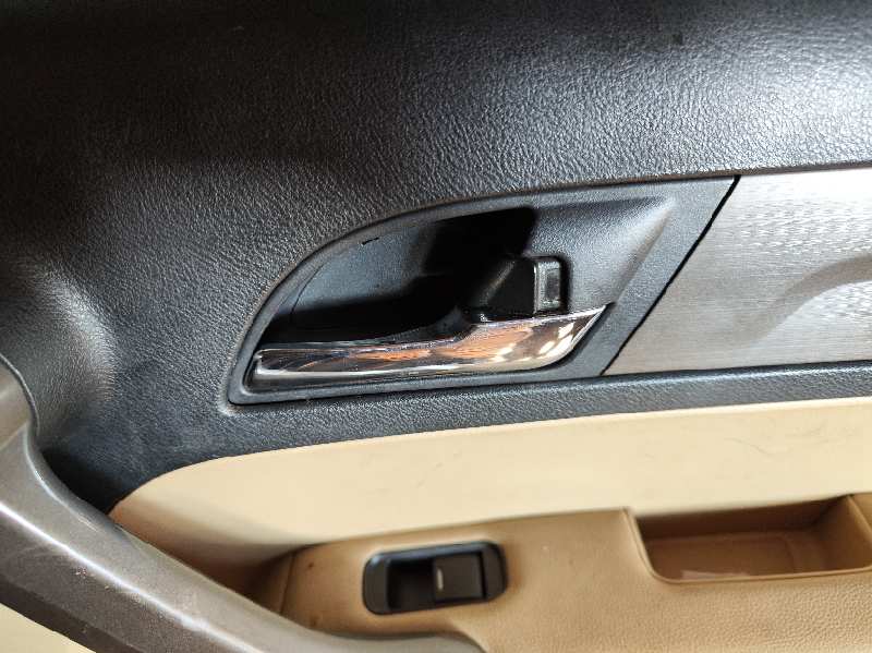 MANETA INTERIOR DELANTERA DERECHA