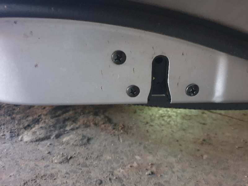 CERRADURA PUERTA TRASERA IZQUIERDA 