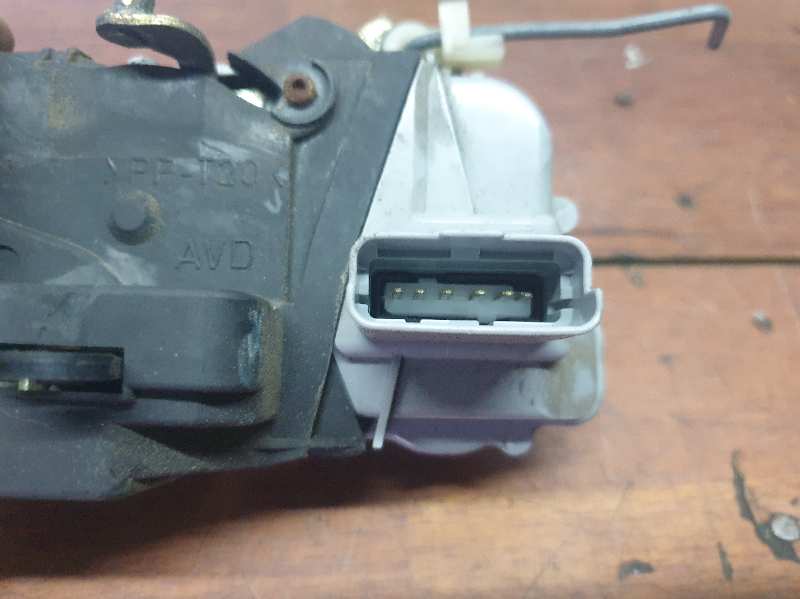 CERRADURA PUERTA DELANTERA DERECHA