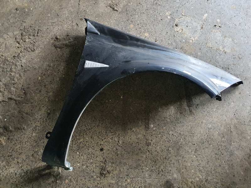 ALETA DELANTERA DERECHA