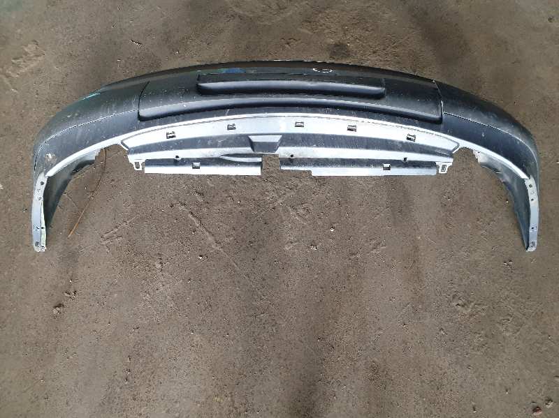 PARAGOLPES DELANTERO