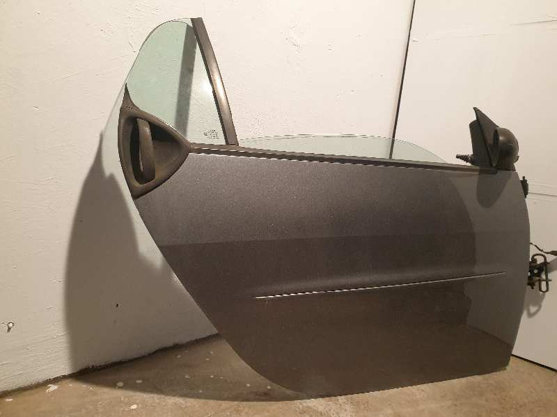 PUERTA DELANTERA DERECHA