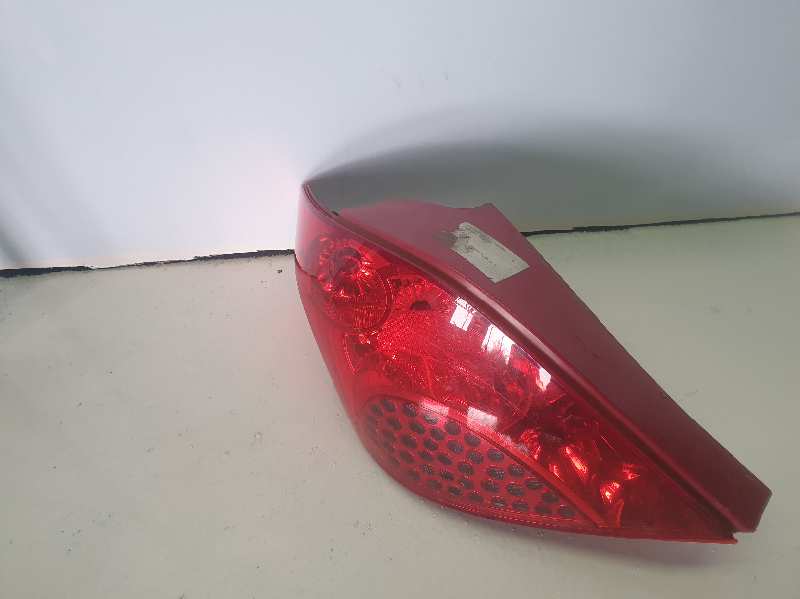 PILOTO TRASERO IZQUIERDO