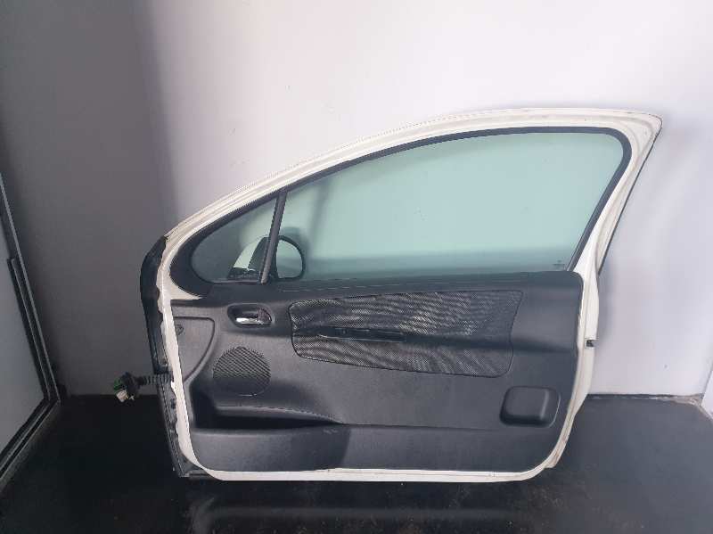 PUERTA DELANTERA DERECHA