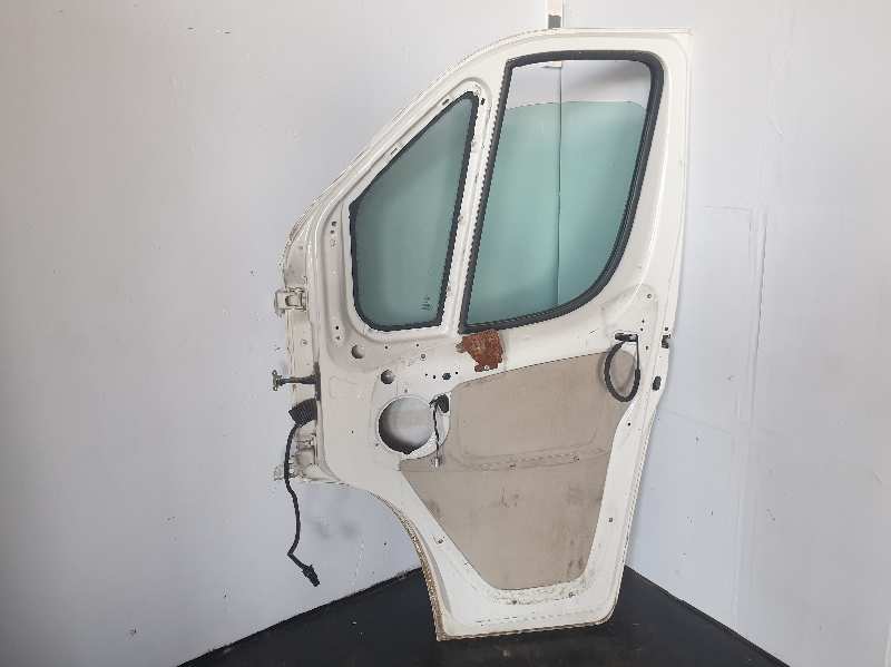 PUERTA DELANTERA DERECHA