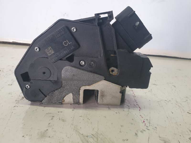 CERRADURA PUERTA DELANTERA IZQUIERDA 