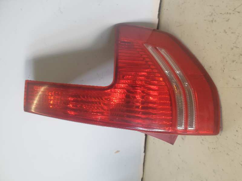 PILOTO TRASERO DERECHO