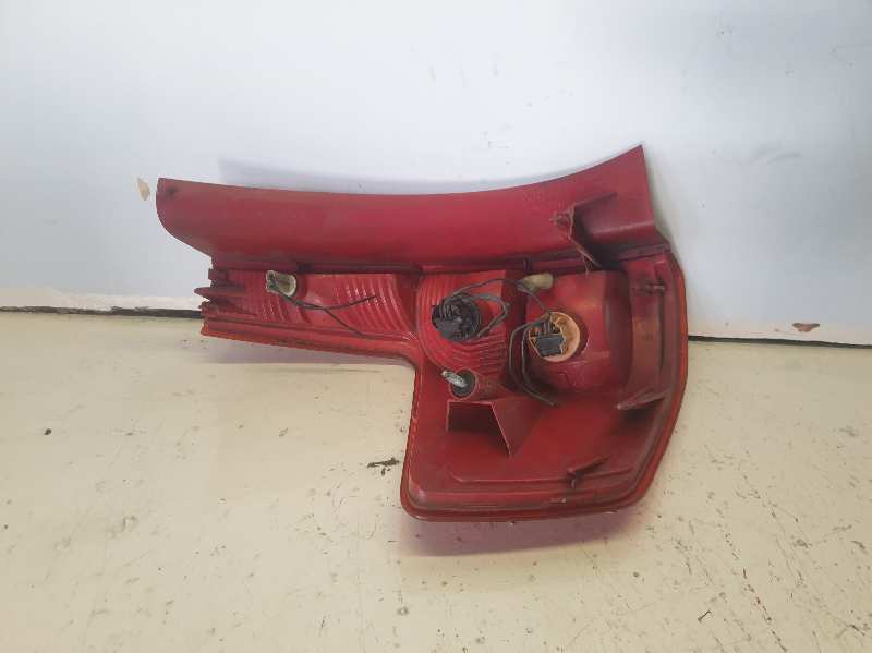 PILOTO TRASERO DERECHO